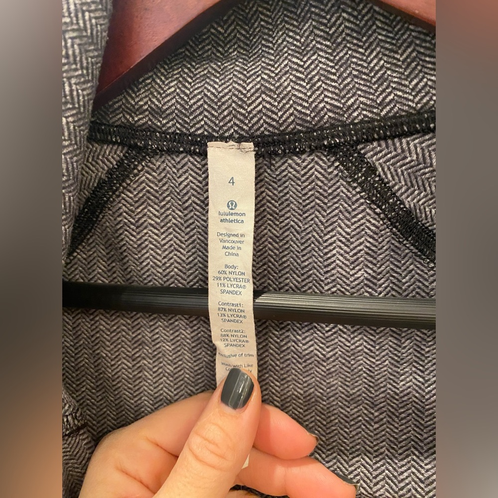 Lululemon Grey Herringbone Pattern Track Jacket- … - image 4